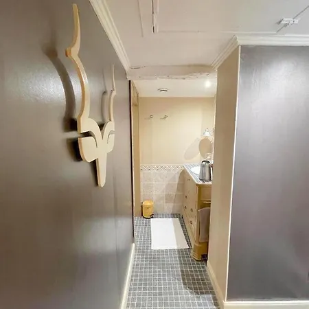 Bed & Breakfast La Pi'ternelle 3*